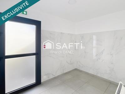 Local commercial - 70 m² - 5 pièces