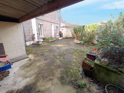 Maison - 212 m² - 5 pièces