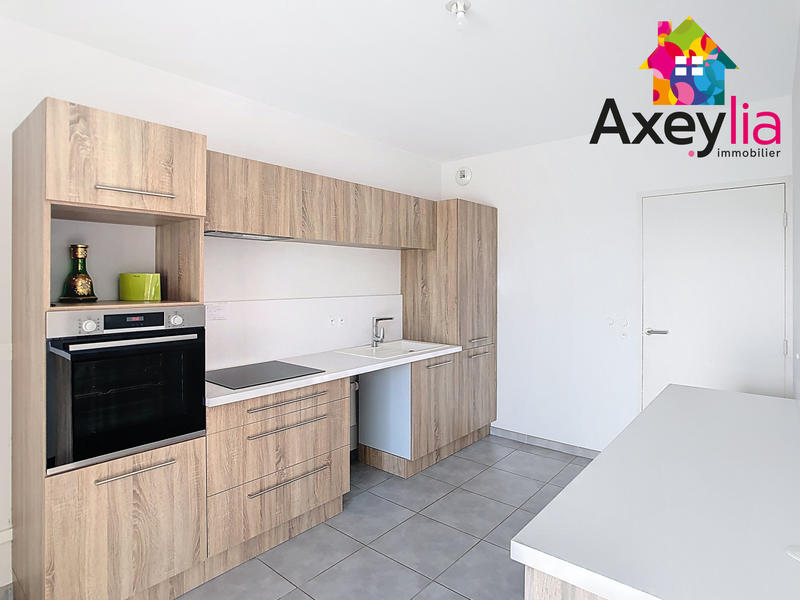 Appartement - 98 m² - 4 pièces