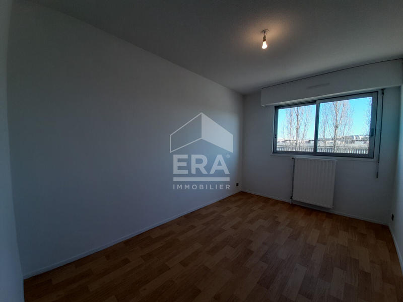 Appartement - 81 m² - 3 pièces