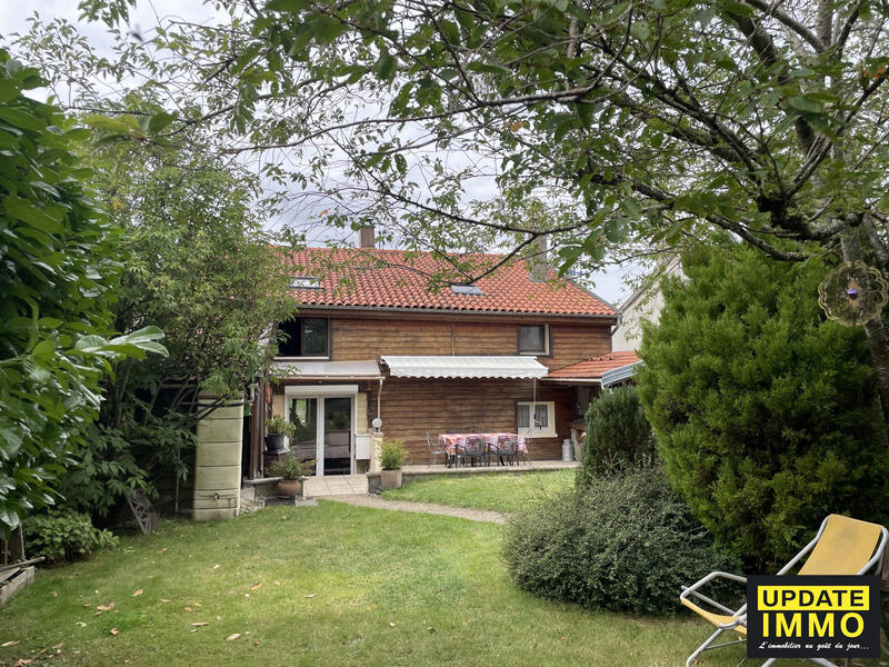 Maison - 139 m² - 7 pièces