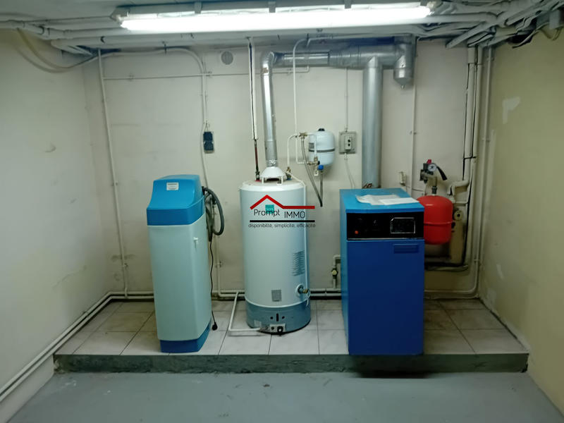 Maison - 168 m² - 9 pièces