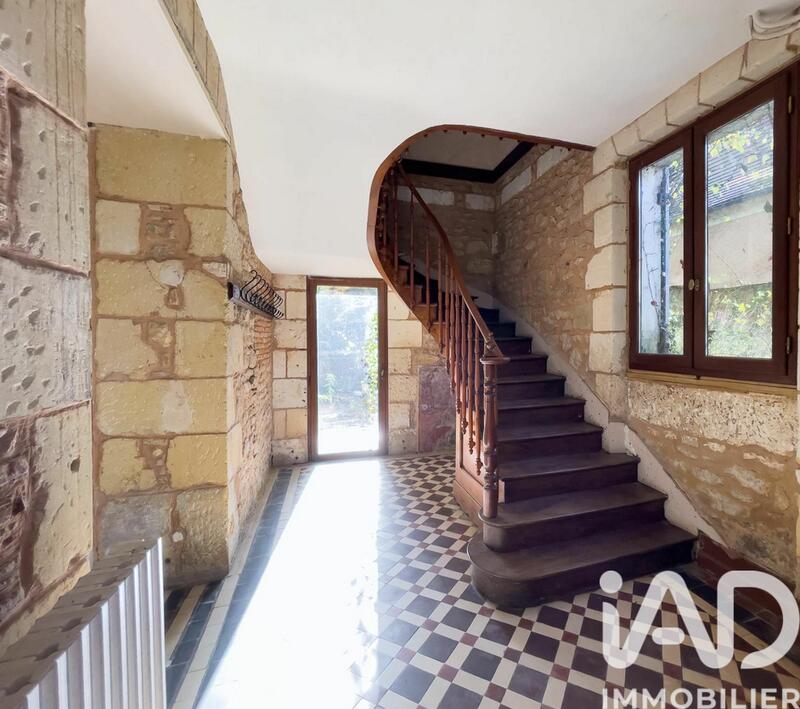 Maison - 420 m² - 10 pièces