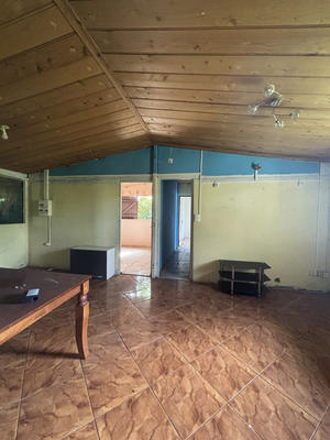 Maison - 85 m² - 5 pièces