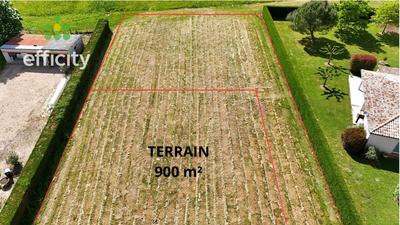 Terrain - 900 m²