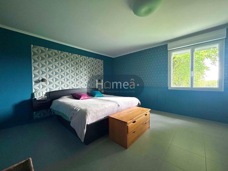 Maison - 215 m² - 8 pièces