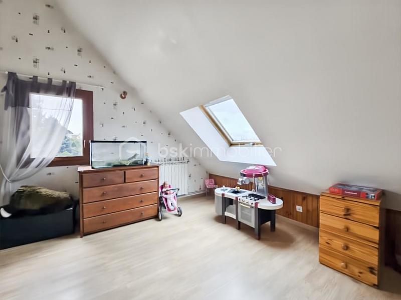 Maison - 140 m² - 10 pièces