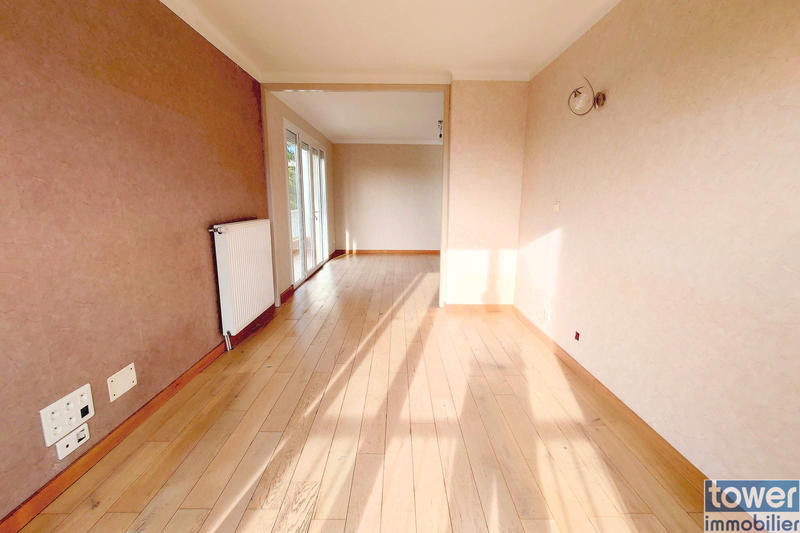 Appartement - 81 m² - 5 pièces