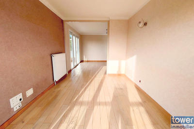 Appartement - 81 m² - 5 pièces