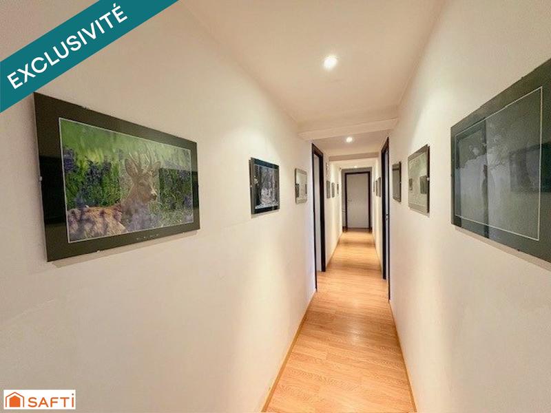 Maison - 293 m² - 9 pièces