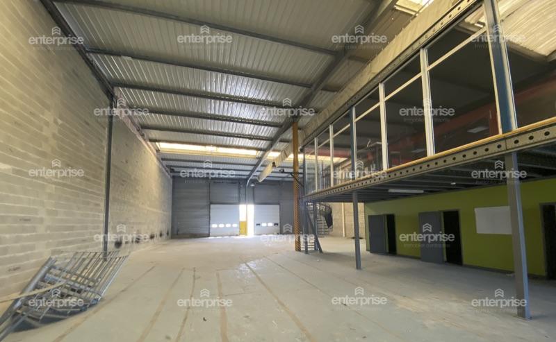 Local commercial - 1 000 m²