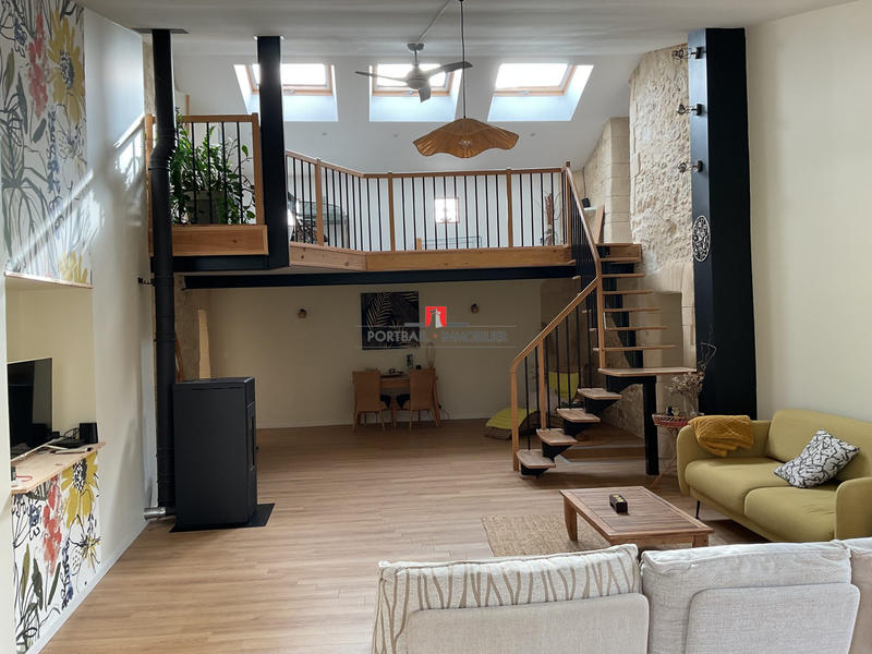 Maison - 229 m² - 5 pièces