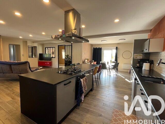 Maison - 174 m² - 6 pièces