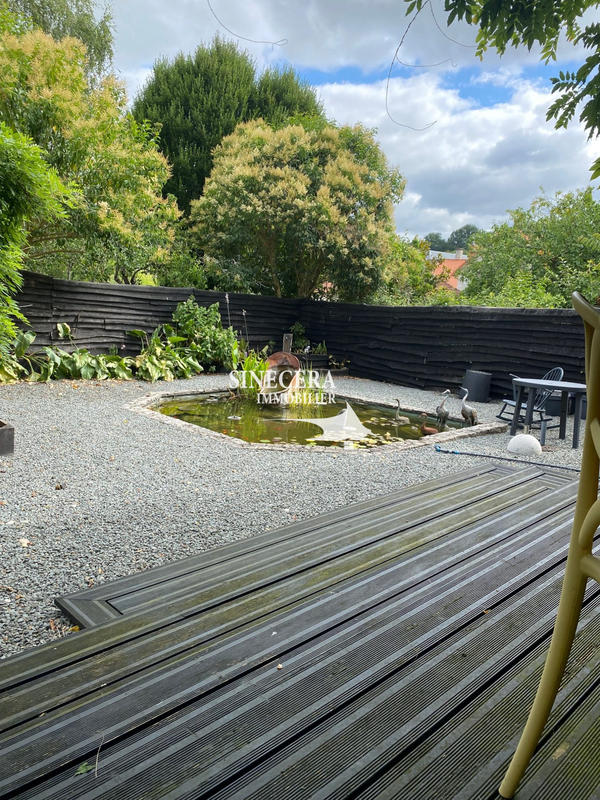 Maison - 220 m² - 7 pièces