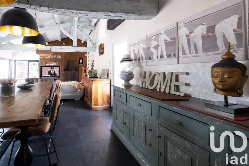 Maison - 220 m² - 5 pièces