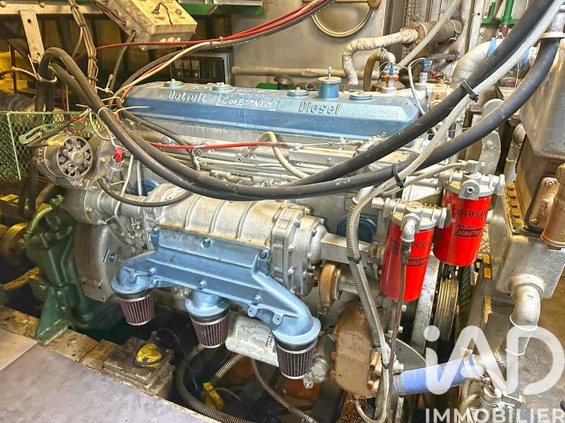 Maison - 180 m² - 8 pièces