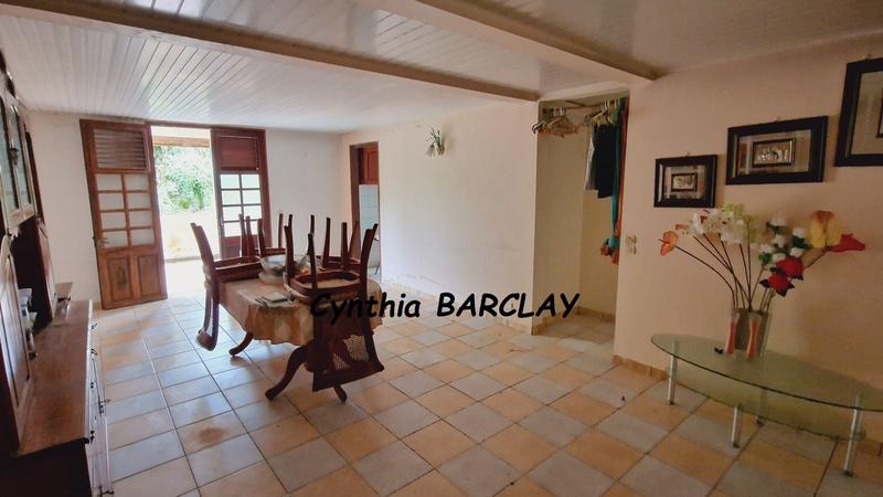 Maison - 283 m² - 12 pièces