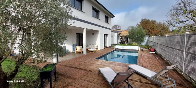 Maison - 135 m² - 5 pièces