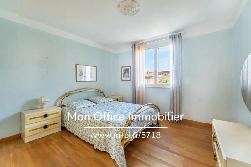 Maison - 102 m² - 4 pièces