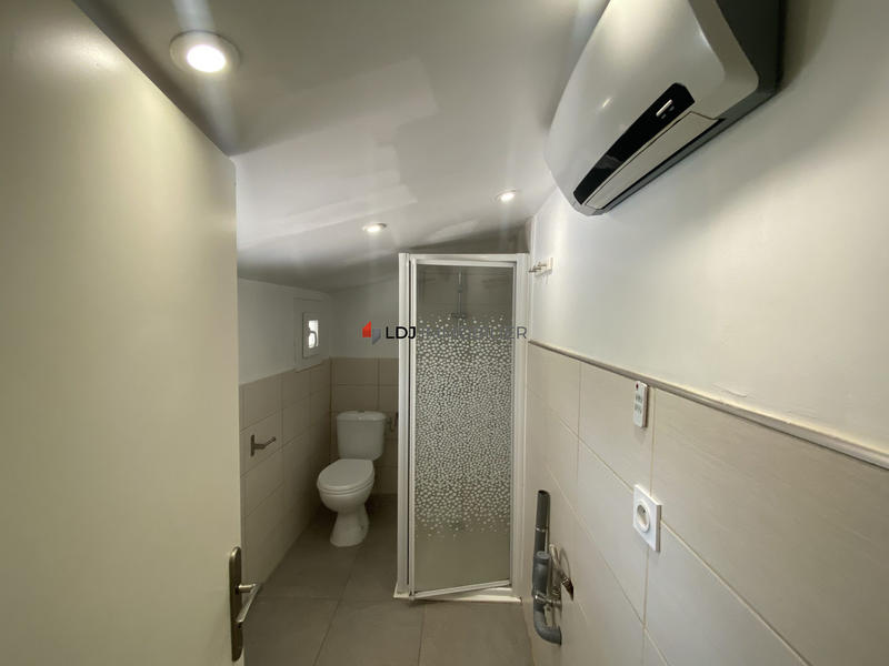 Immeuble - 231 m² - 2 pièces