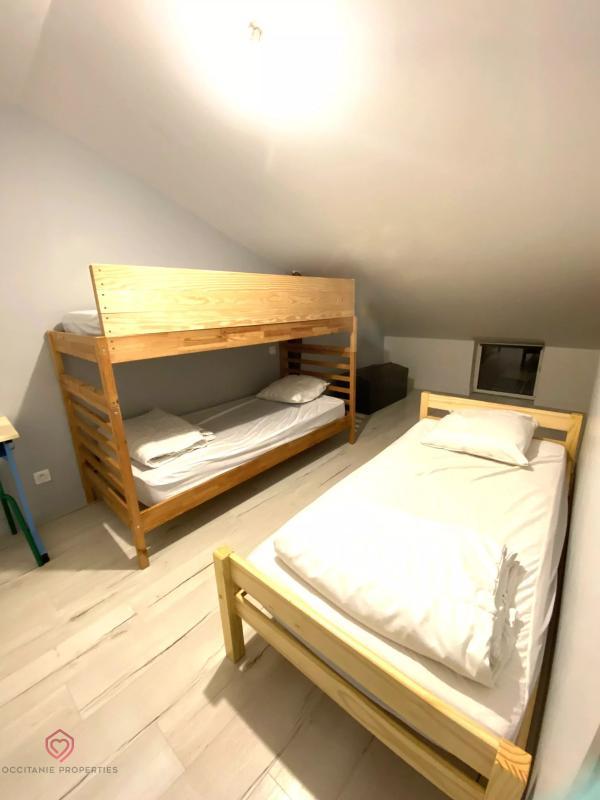 Appartement - 90 m² - 5 pièces