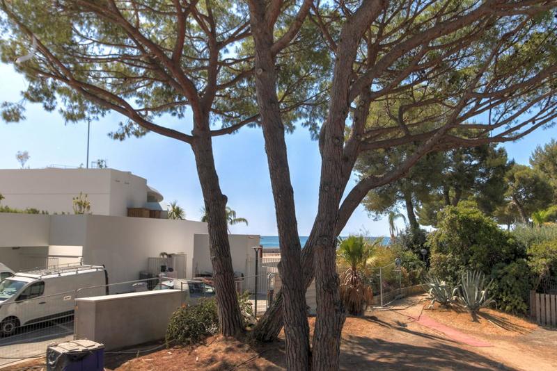 Studio - 14 m² - 1 pièce