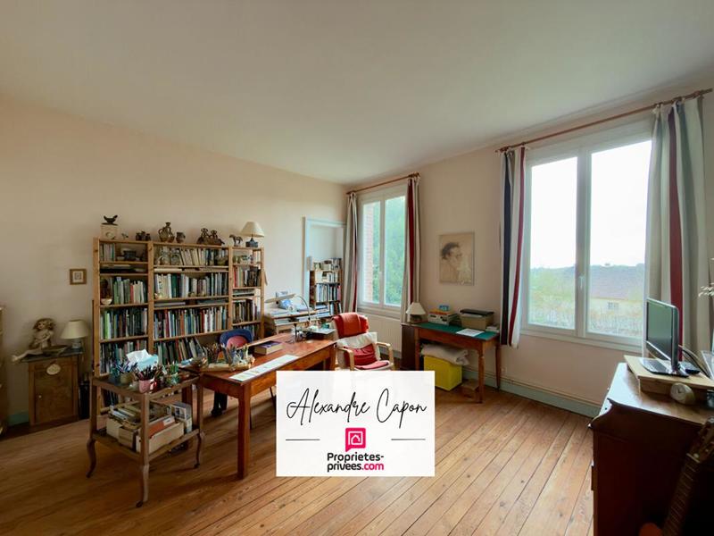 Demeure - 305 m² - 10 pièces