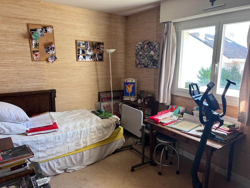 Maison - 240 m² - 6 pièces