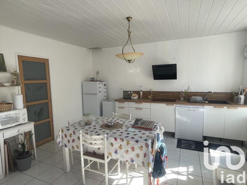 Maison - 215 m² - 11 pièces