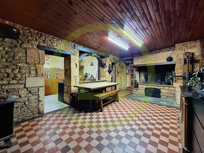 Maison - 121 m² - 5 pièces