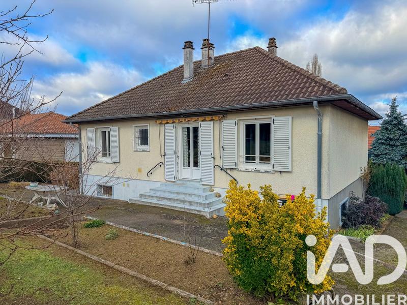 Maison - 94 m² - 6 pièces
