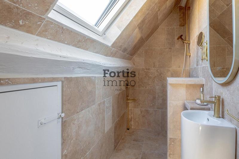 Duplex - 141 m² - 3 pièces