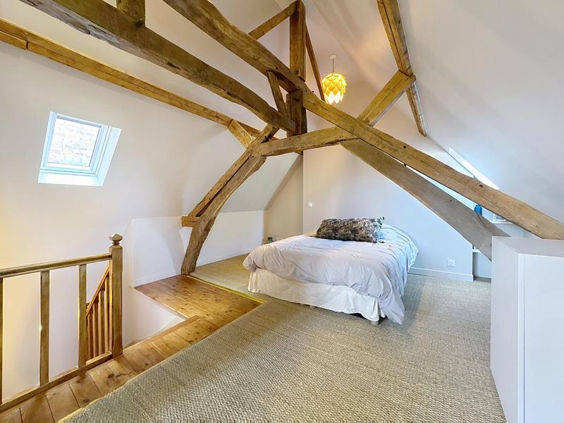 Maison - 106 m² - 6 pièces