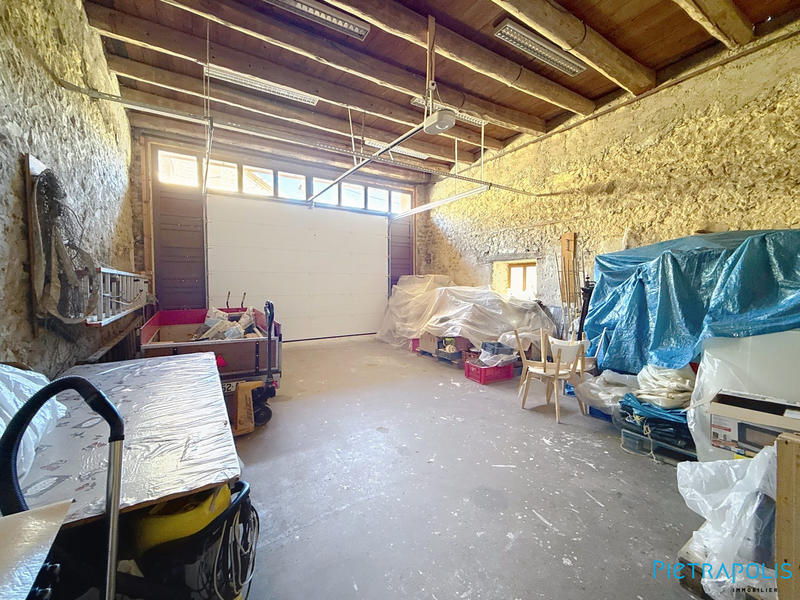 Maison ancienne - 221 m² - 8 pièces