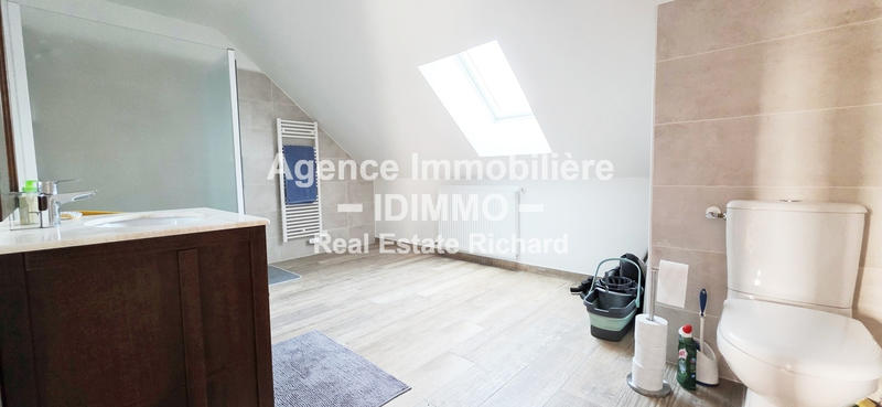 Maison - 174 m² - 6 pièces