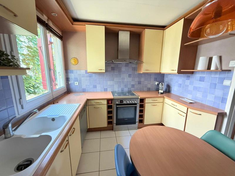 Maison - 87 m² - 4 pièces