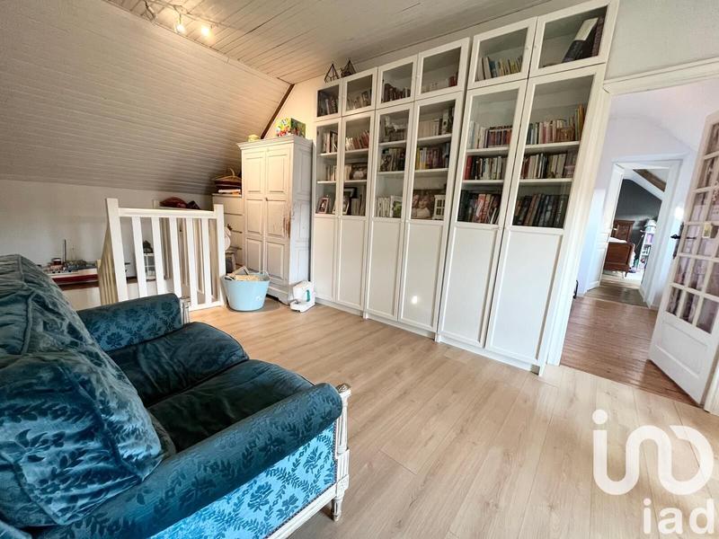 Maison - 200 m² - 6 pièces