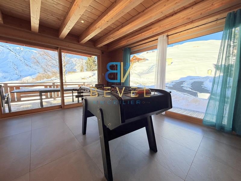 Châlet - 339 m² - 10 pièces