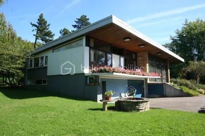 Maison d'architecte - 235 m² - 8 pièces