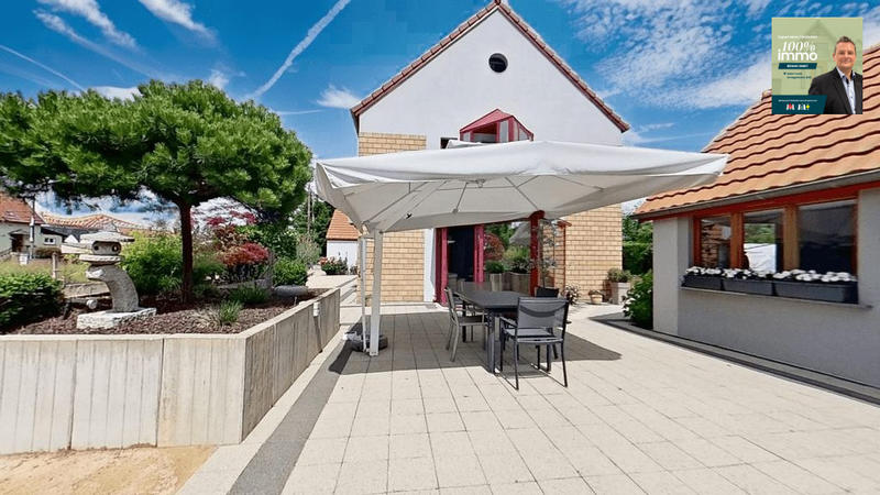 Maison - 196 m² - 7 pièces