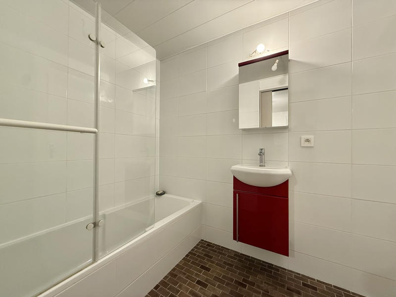 Maison - 231 m² - 10 pièces