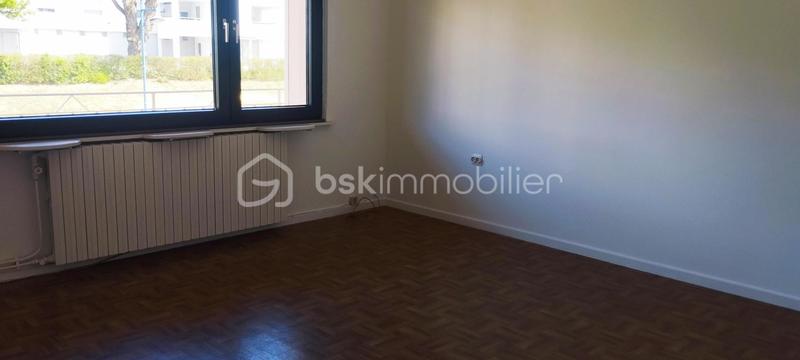 Immeuble - 242 m² - 12 pièces