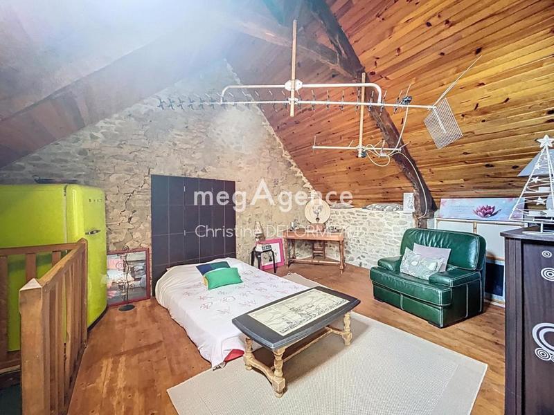 Maison en pierre - 165 m² - 7 pièces