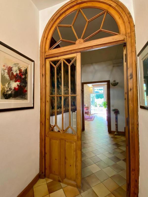 Maison de maîtres - 440 m² - 10 pièces