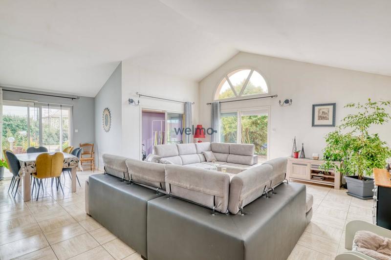 Maison - 176 m² - 6 pièces