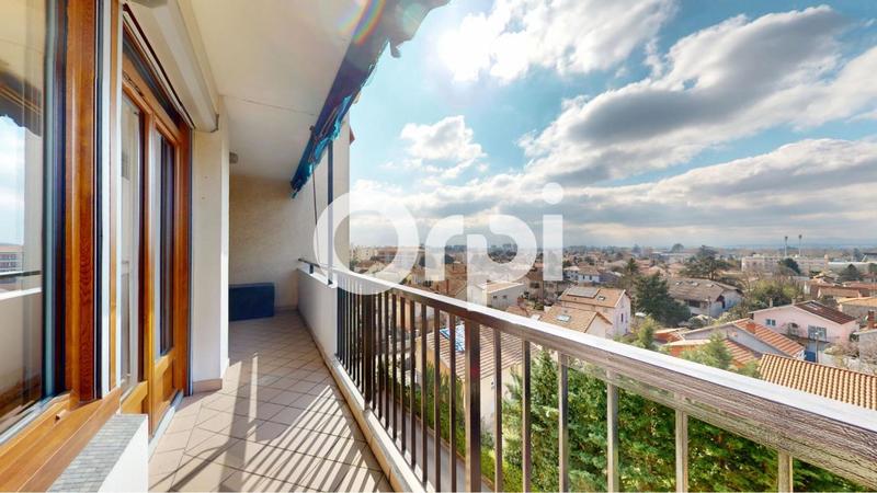 Appartement - 120 m² - 6 pièces