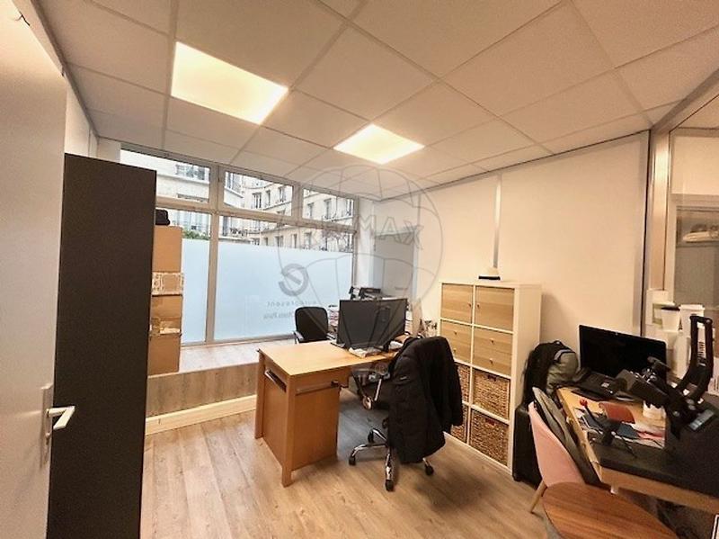 Local commercial - 68 m² - 3 pièces