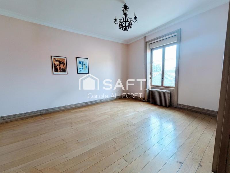 Maison de maîtres - 361 m² - 12 pièces