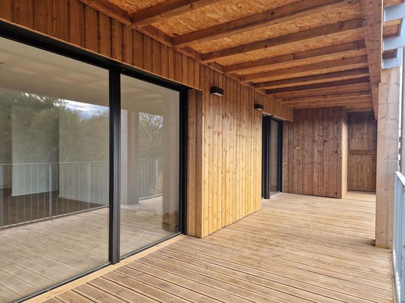 Appartement - 100 m² - 4 pièces