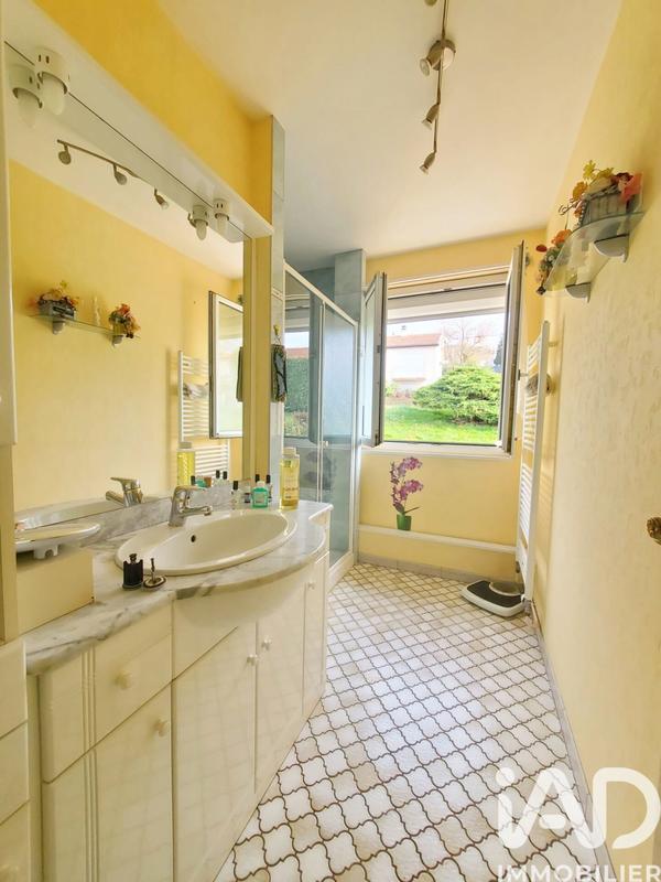 Maison - 85 m² - 4 pièces